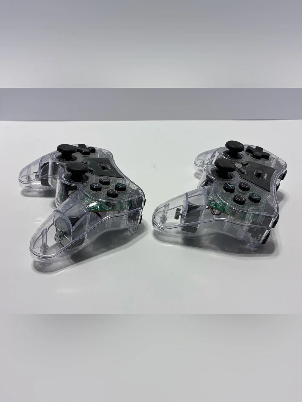2 Clear Nyko Wireless PS2 PlayStation 2 Game System Controllers Bundle Lot